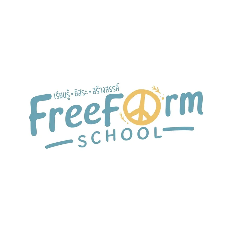 Freeform School by Klong Toei Dee Jung 